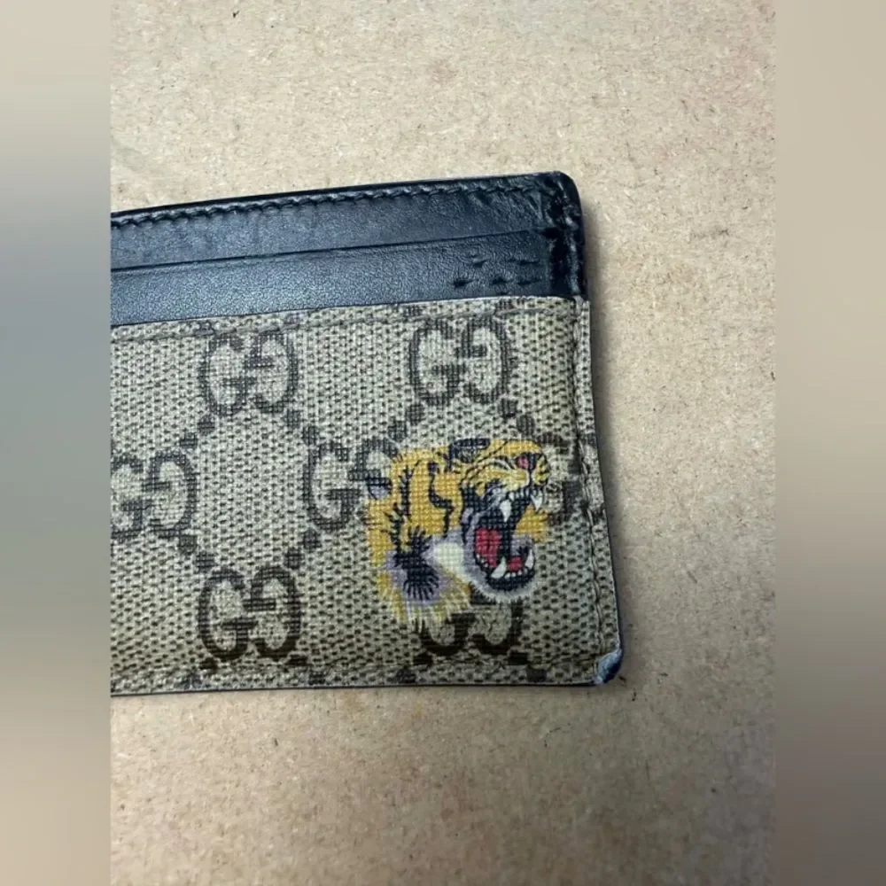 GUCCI GG Supreme Card Case Tiger Card Holder Unisex Used